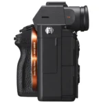Sony Alpha a7 III Full Frame Mirrorless Camera Black – ILCE7M3K With SEL FE 28-70mm F3.5-5.6 OSS Lens - Image 9